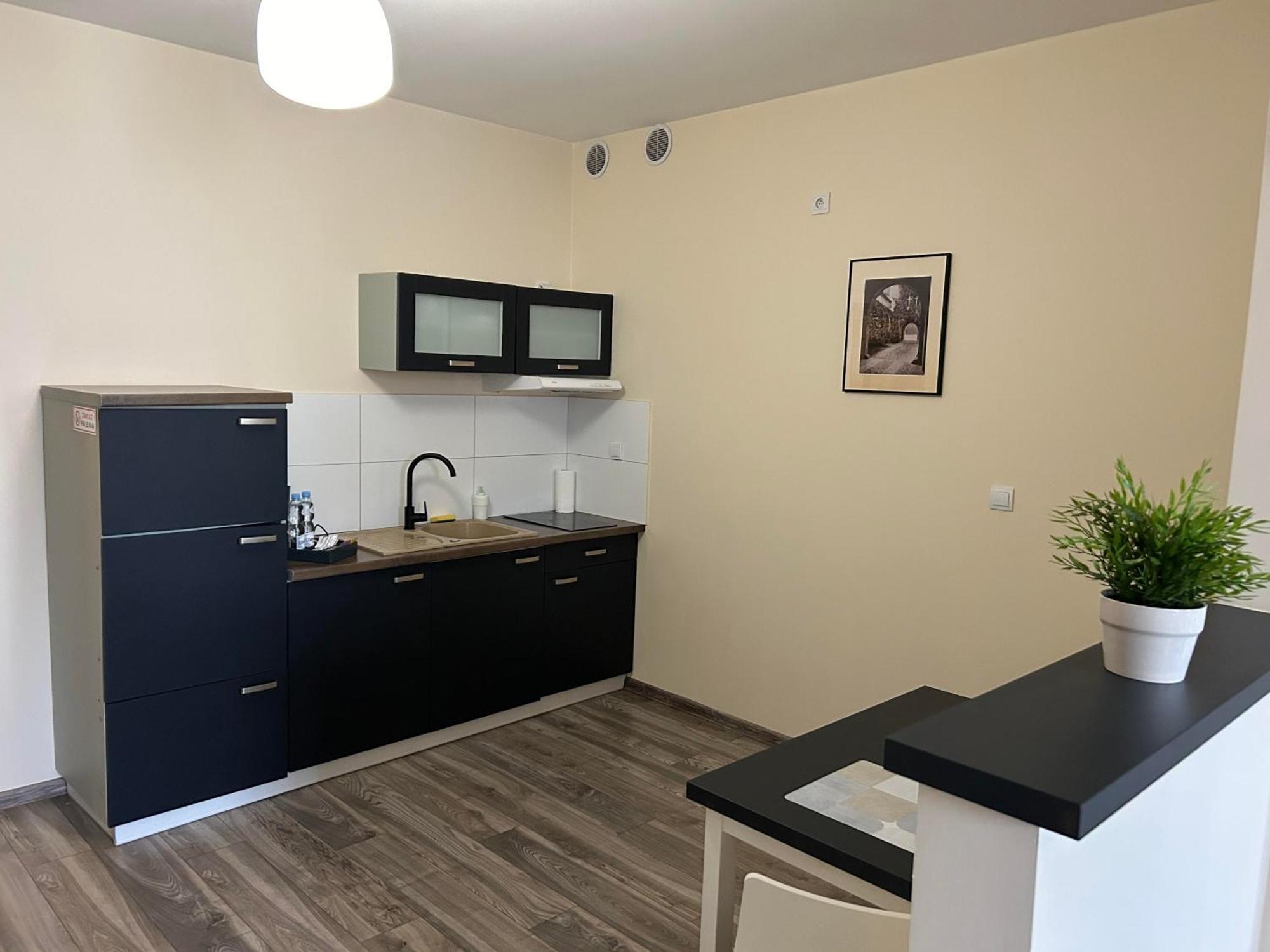 H-T-L Apartamenty Junior Nowa Sol Extérieur photo